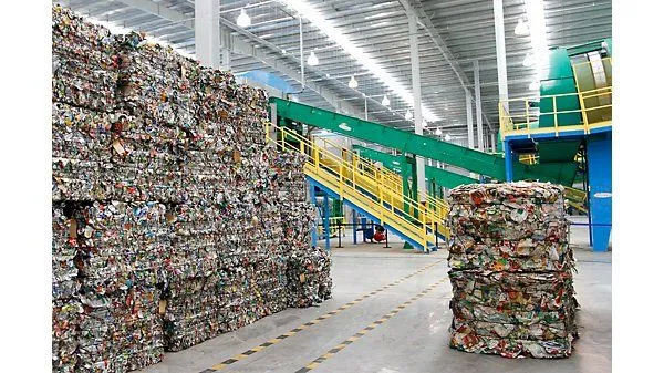 PELATIHAN MANAJEMEN B3 DI LINGKUNGAN TAMBANG